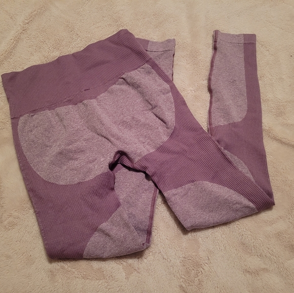 Amazon "Heart Booty" Purple Leggings - Picture 3 of 6